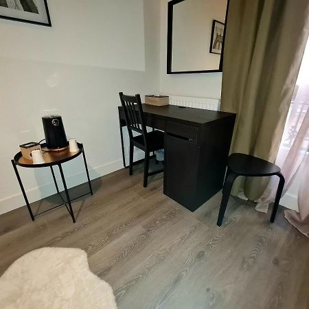 Hotel Le 23 Clichy Dış mekan fotoğraf